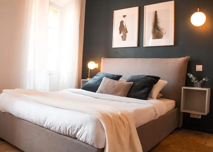 Magnifique Appartement De 3 Chambres + Parking
